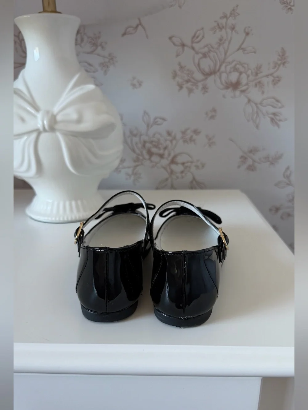 La Coqueta Girls' Black Patent Mary Jane with Bow Accent